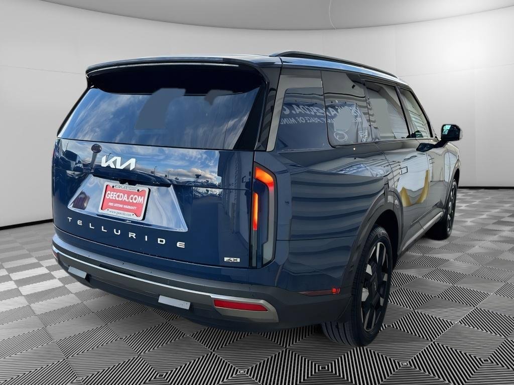 New 2027 Kia Telluride S image 4
