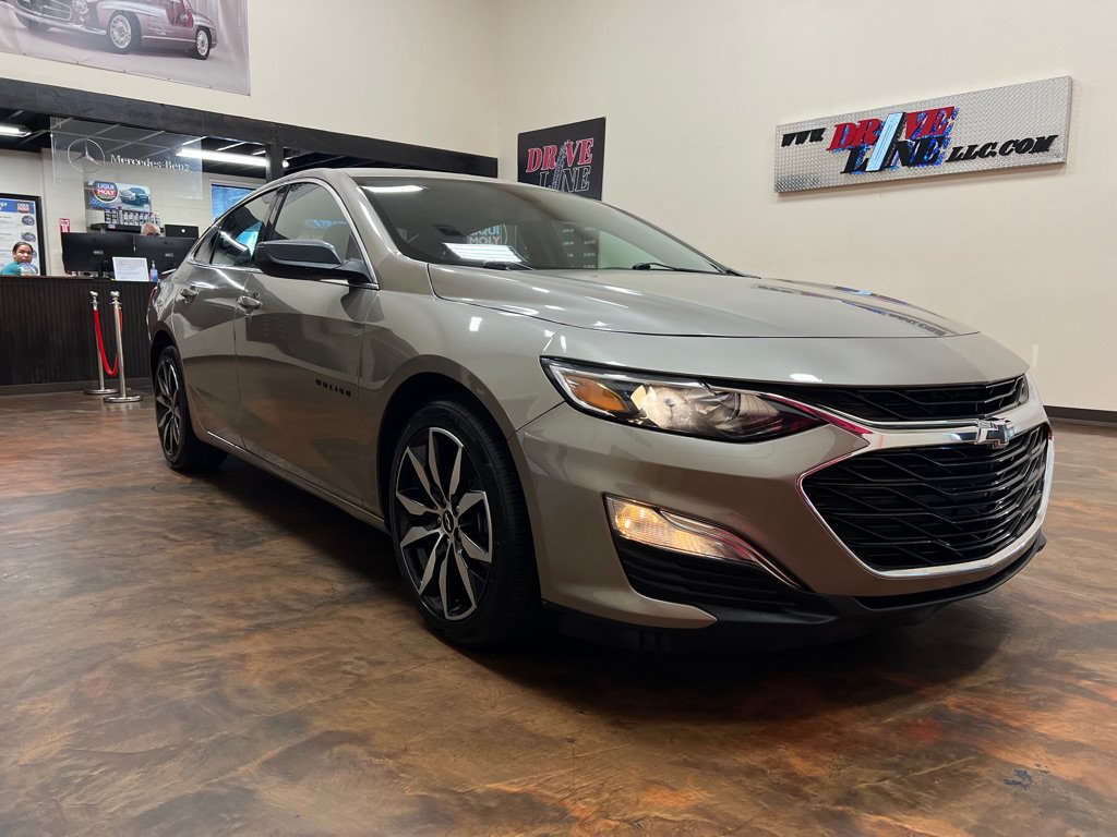 Used 2022 Chevrolet Malibu RS FWD image 3