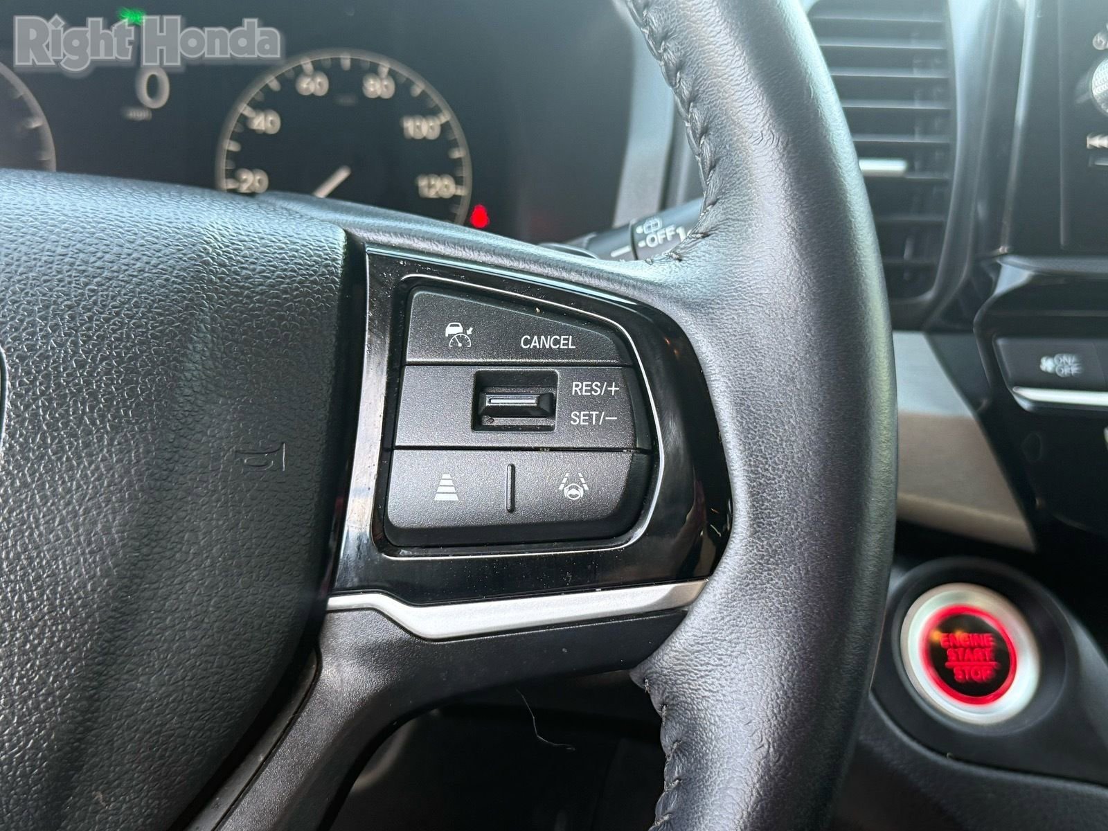 Certified 2025 Honda Odyssey EX-L image 18