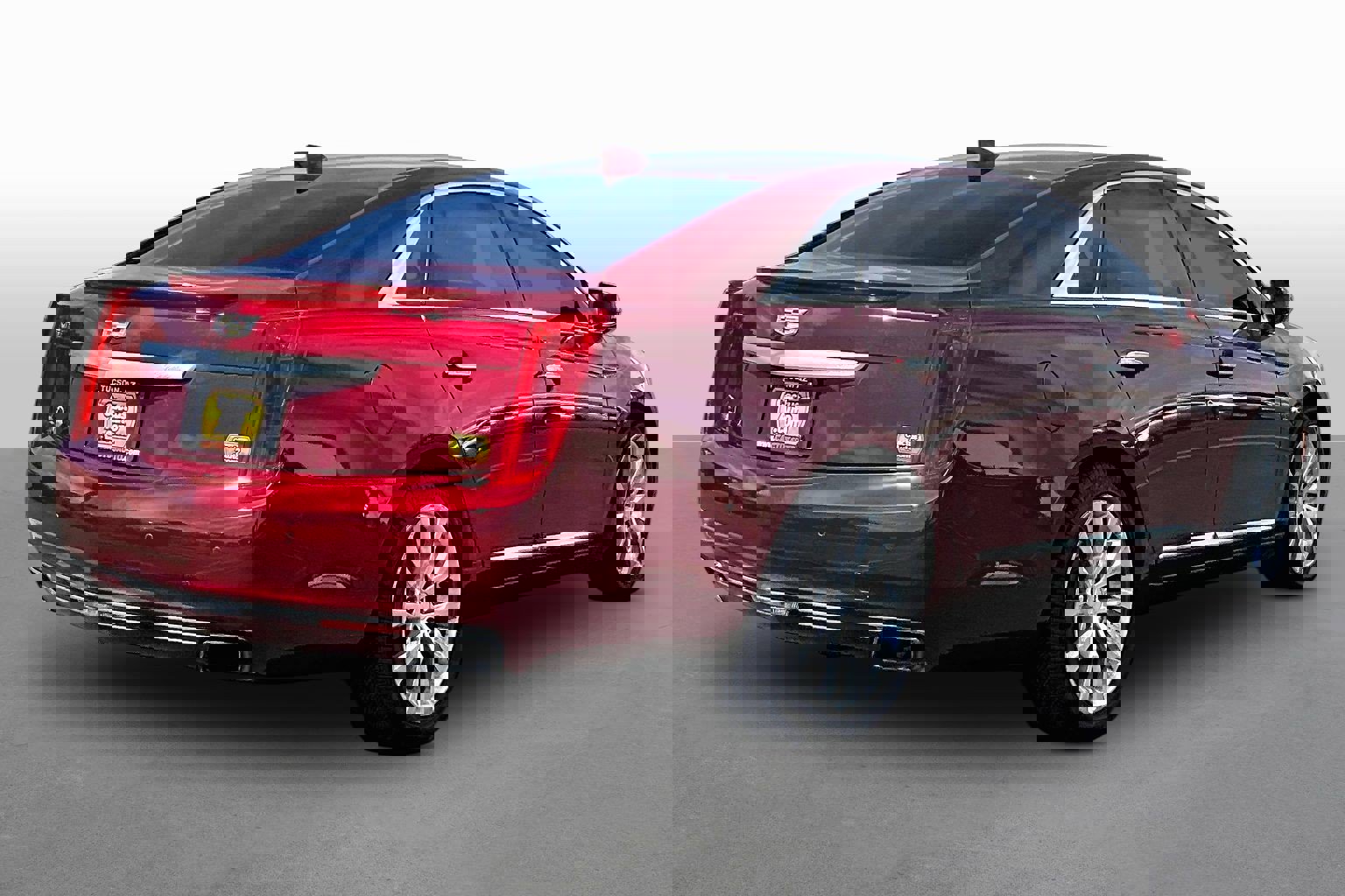 Used 2016 Cadillac XTS Luxury FWD image 1