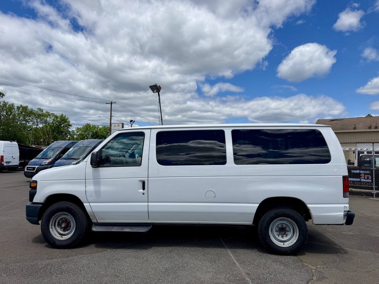Used 2012 Ford E-350 and Econoline 350 XL w/ PWR Windows & Locks Group RWD image 6