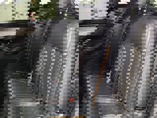 Used 2025 MAZDA CX-70 3.3 Turbo S w/ Premium Package image 19