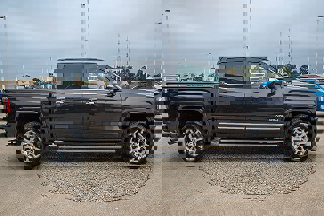 Used 2016 GMC Sierra 1500 Denali w/ Enhanced Driver Alert Package image 6