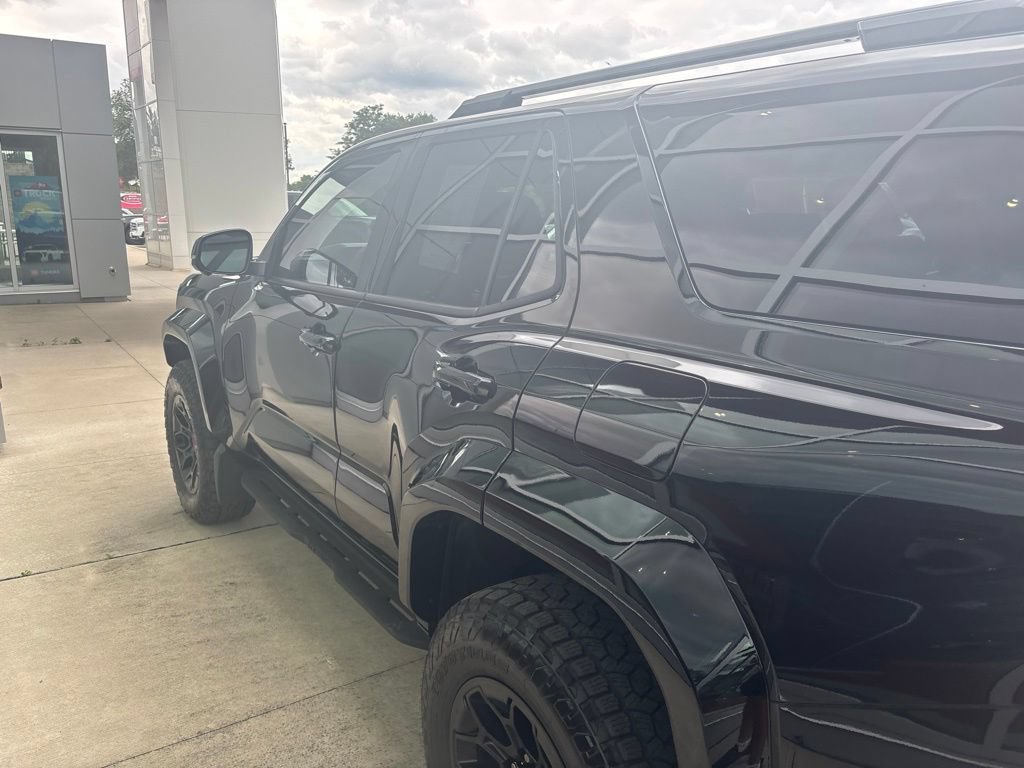 Used 2025 Toyota 4Runner TRD Pro AWD/4WD image 10