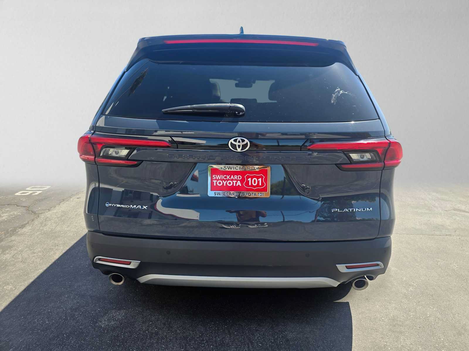 Used 2024 Toyota Grand Highlander AWD Hybrid image 4