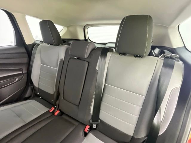 Used 2015 Ford Escape SE w/ Equipment Group 201A FWD image 6
