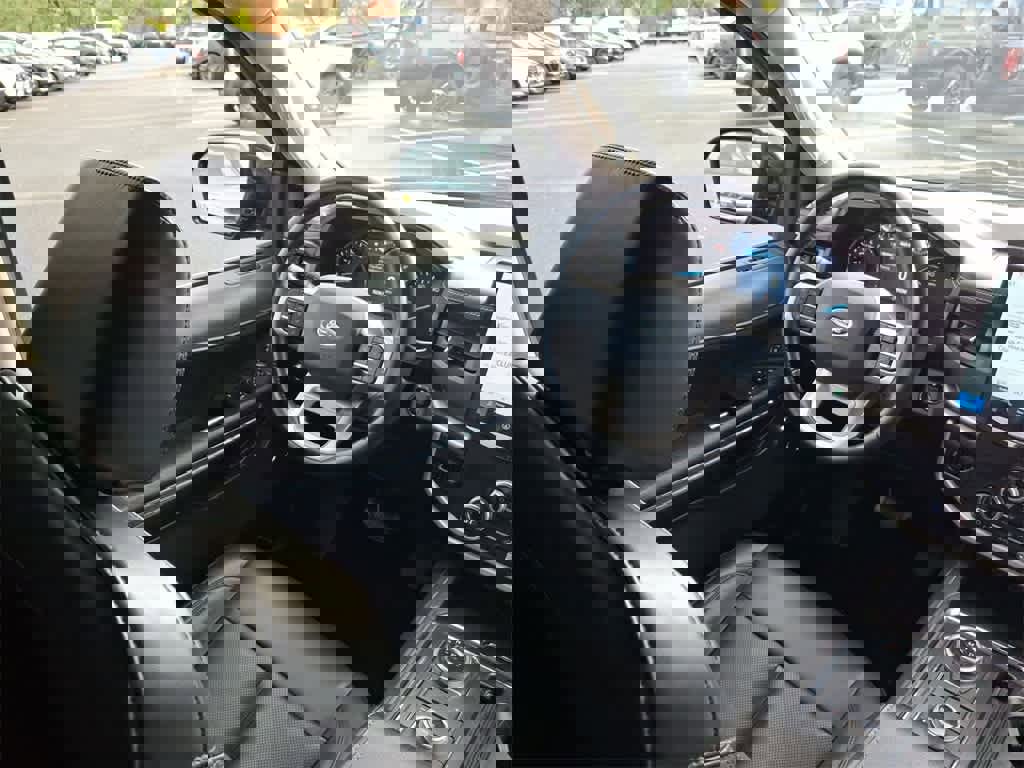 Used 2022 Ford Expedition Max XLT w/ Livery Package image 15