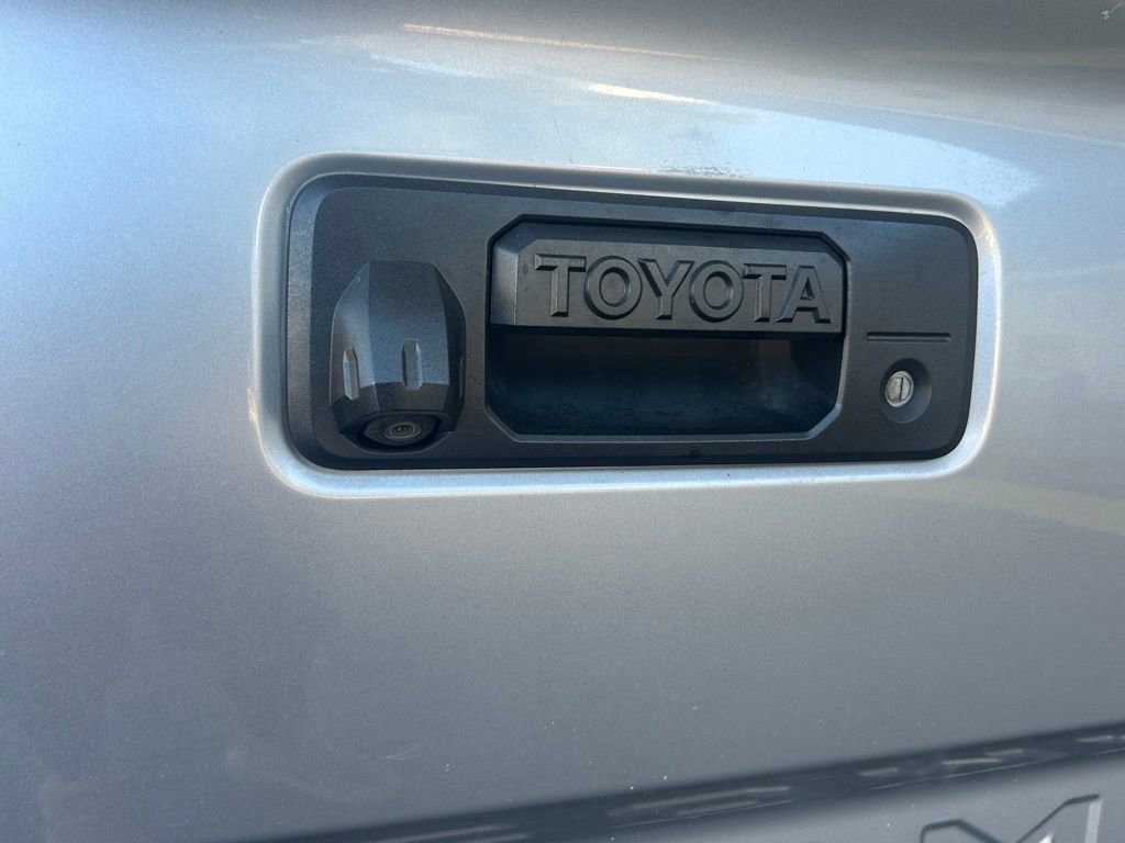 Used 2017 Toyota Tacoma SR5 w/ Tow Package image 21