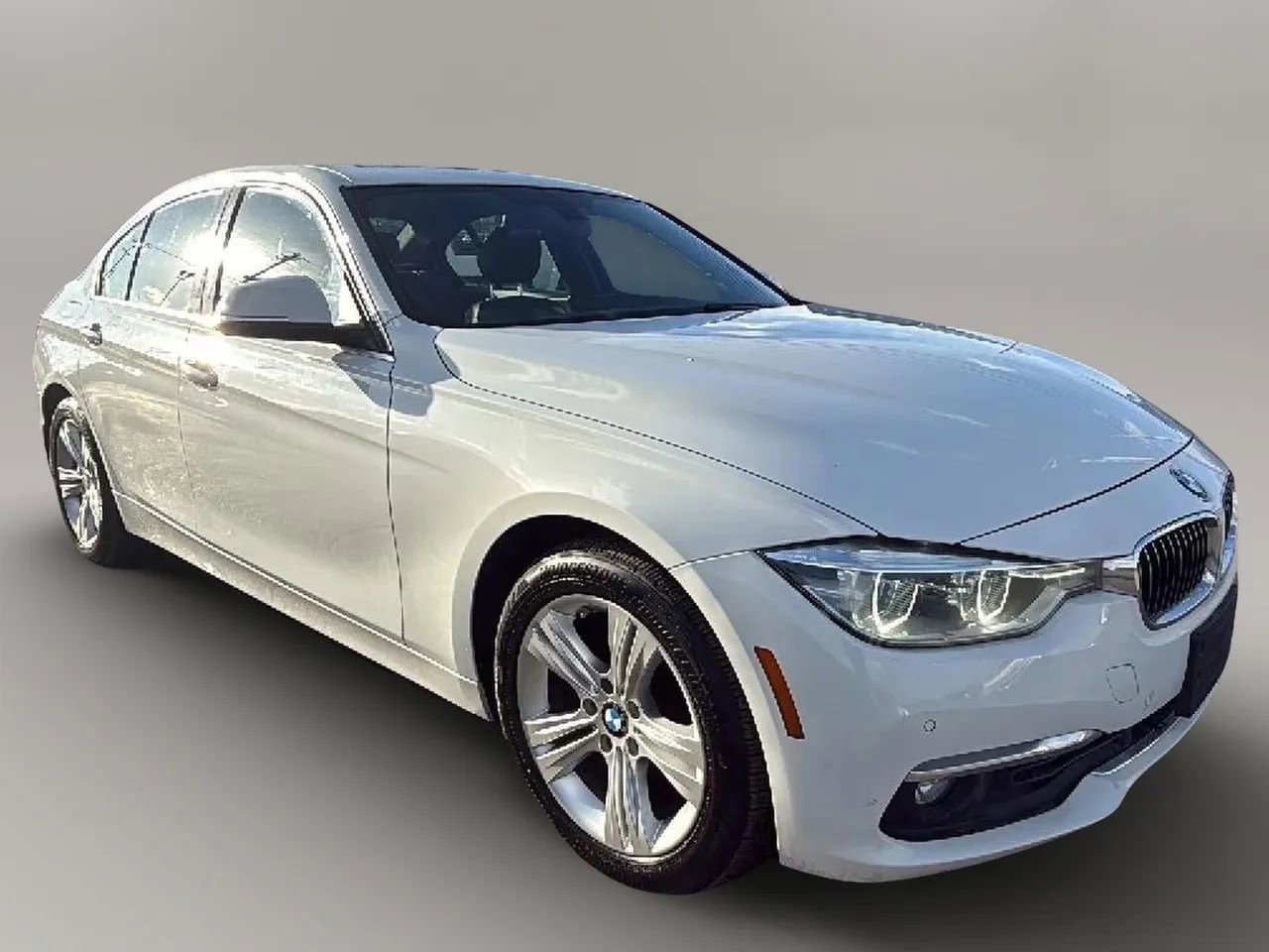 Used 2017 BMW 330i xDrive Sedan image 7