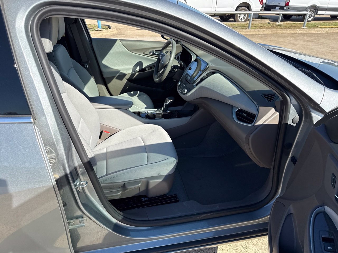 Used 2024 Chevrolet Malibu LS w/ Driver Confidence Package FWD image 14