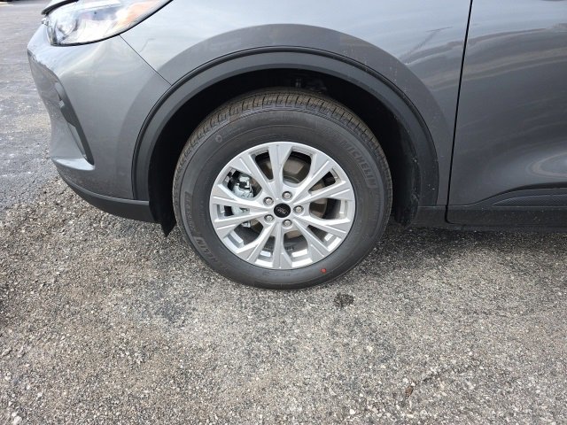 New 2026 Ford Escape Active w/ Cold Weather Package image 9