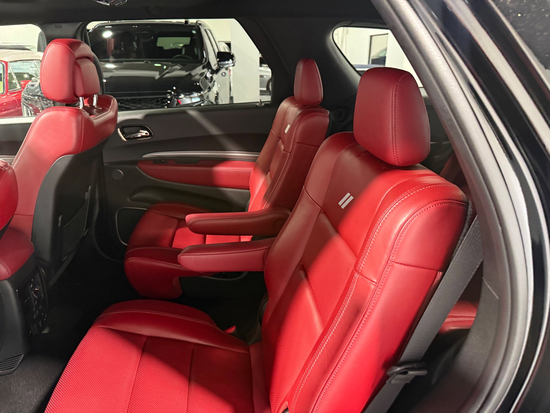 Used 2020 Dodge Durango R/T w/ Blacktop Package AWD/4WD image 46