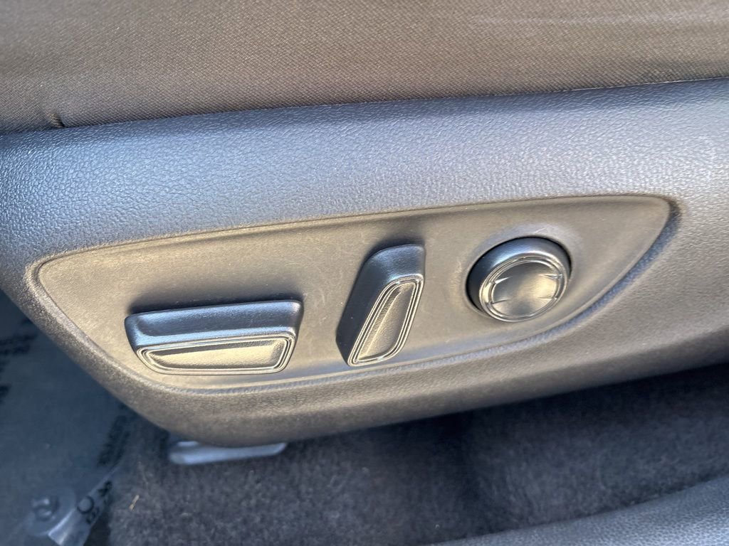 Used 2024 Toyota RAV4 XLE image 42