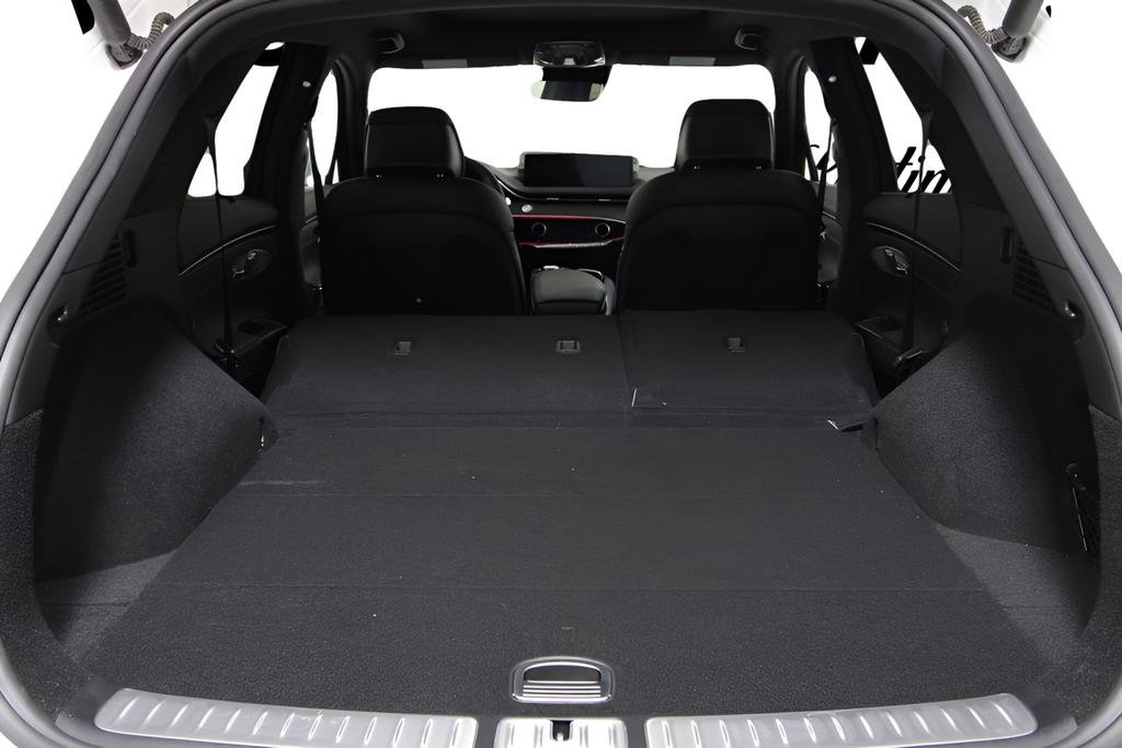 Used 2025 Genesis GV70 3.5T Sport w/ Sport Prestige Package AWD/4WD image 37