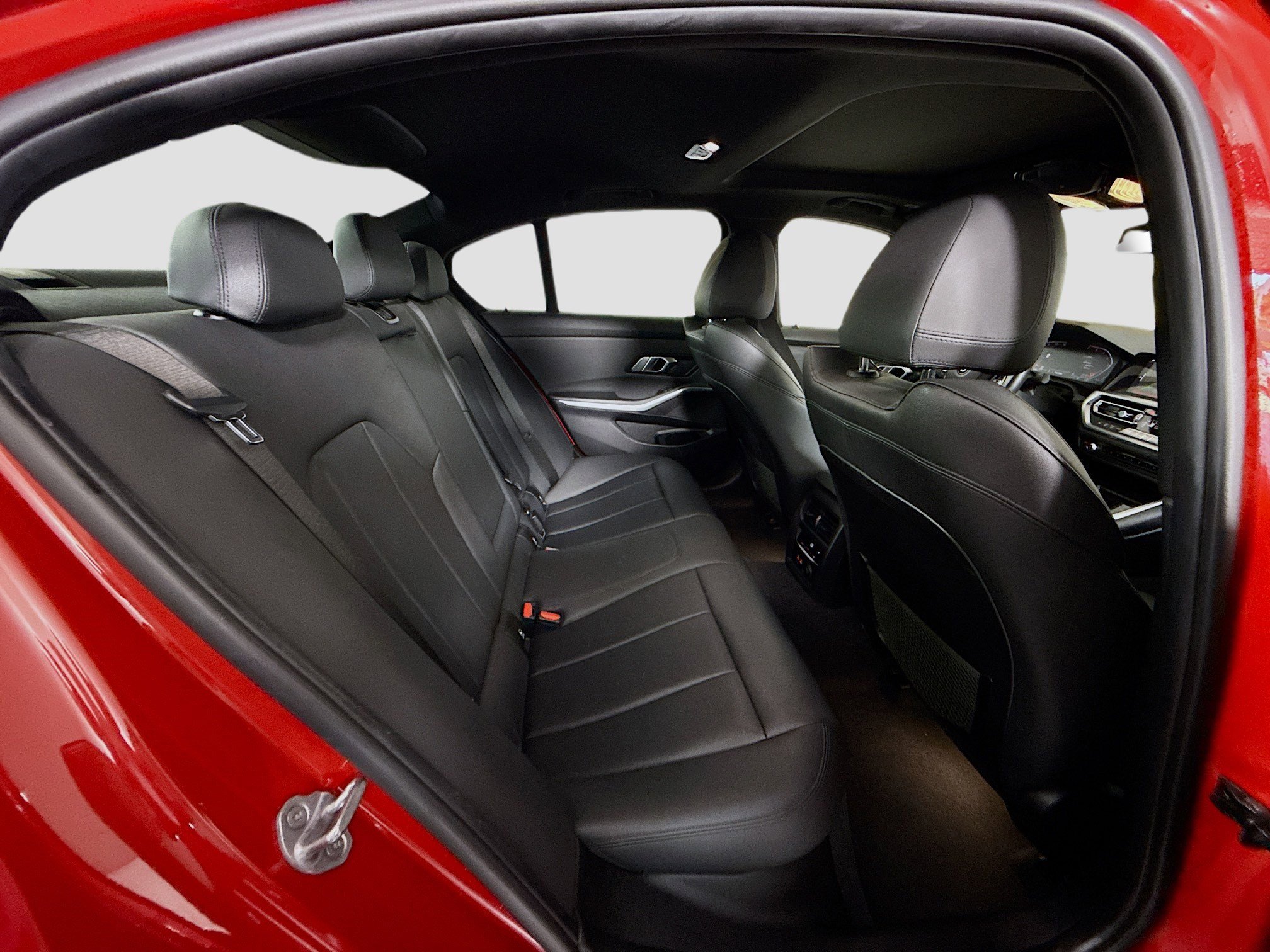 Used 2019 BMW 330i Sedan w/ Convenience Package image 27