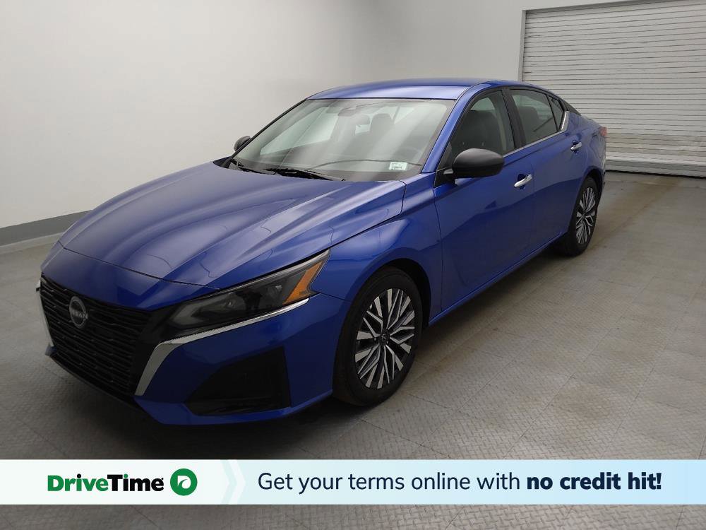 Used 2025 Nissan Altima 2.5 SV image 1
