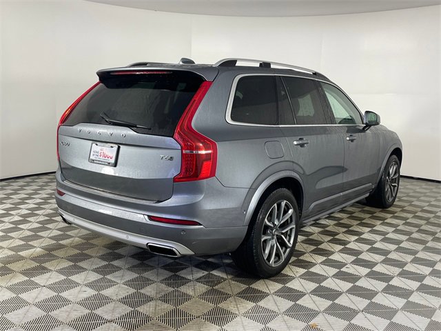 Used 2017 Volvo XC90 T6 Momentum w/ Vision Package image 17
