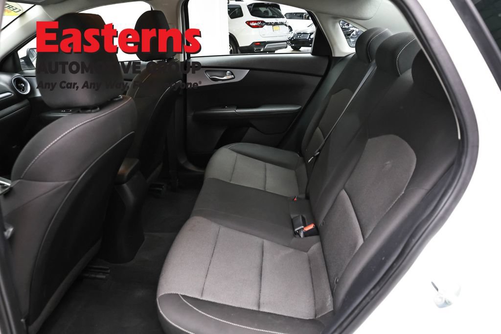 Used 2023 Kia Forte LXS FWD image 20