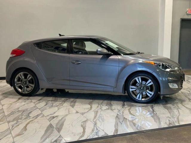 Used 2016 Hyundai Veloster w/ Option Group 02 image 5