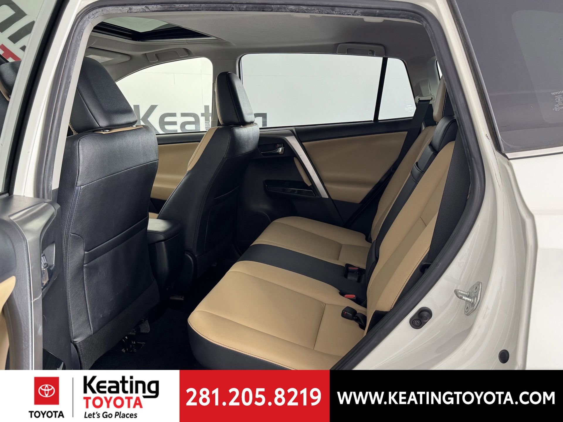 Used 2018 Toyota RAV4 Limited w/ Advanced Technology Package AWD/4WD image 15