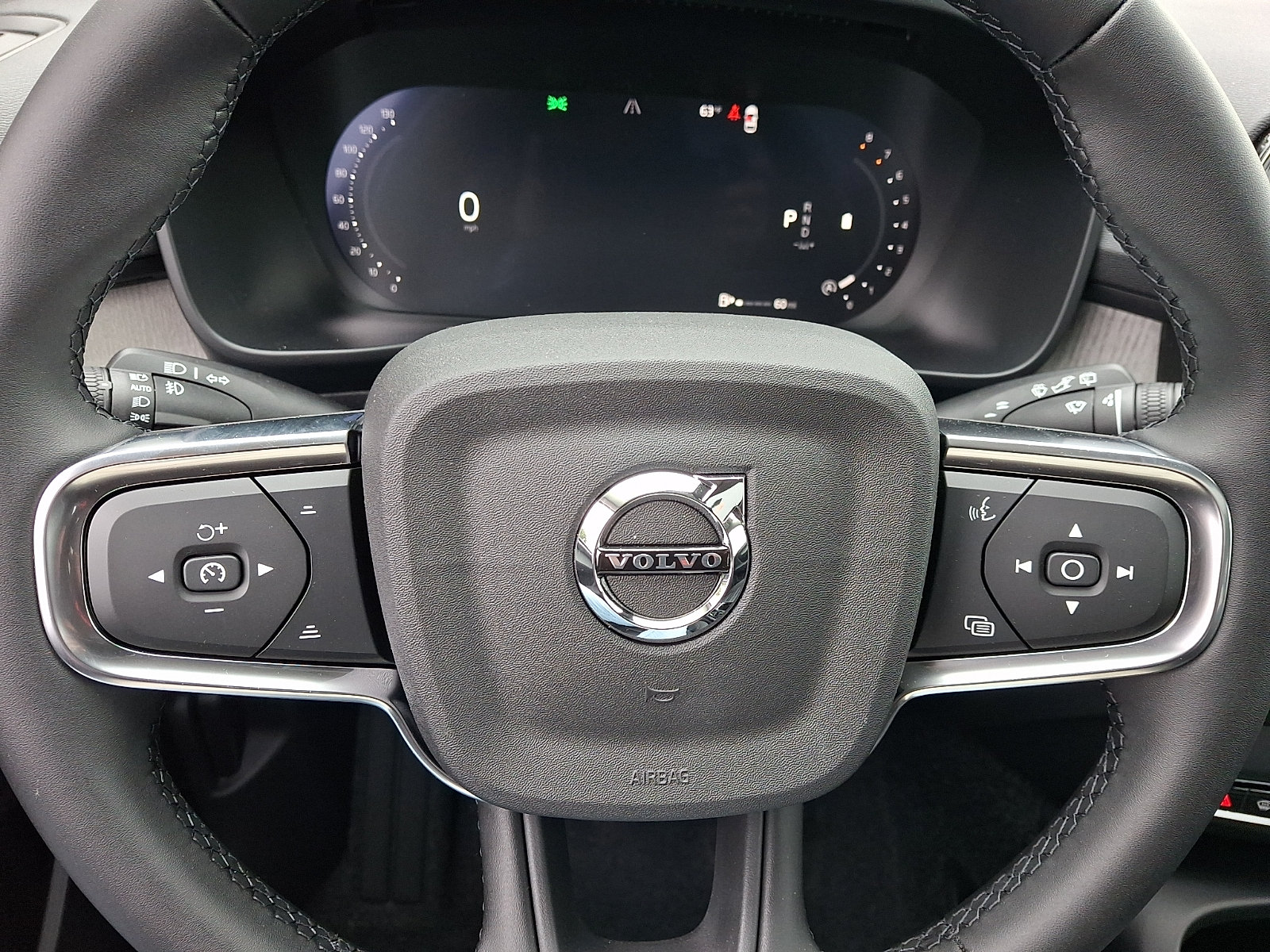 New 2026 Volvo XC40 B5 Ultra w/ Protection Package Premier AWD/4WD image 10