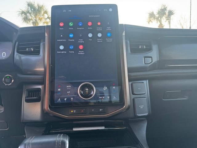 Used 2023 Ford F150 Lightning Lariat image 18