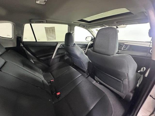 Used 2016 Toyota RAV4 XLE AWD/4WD image 12