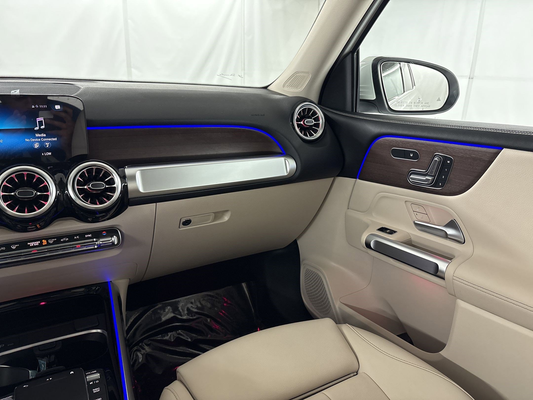 Certified 2023 Mercedes-Benz GLB 250 image 29