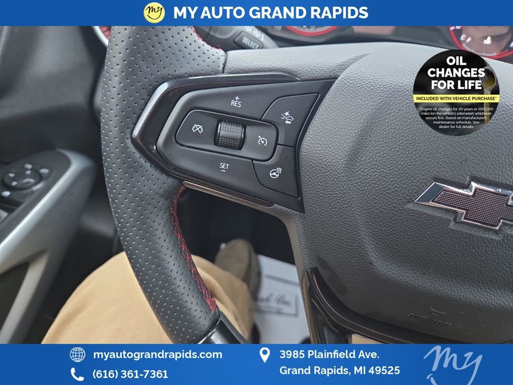 Used 2024 Chevrolet Trax RS image 11