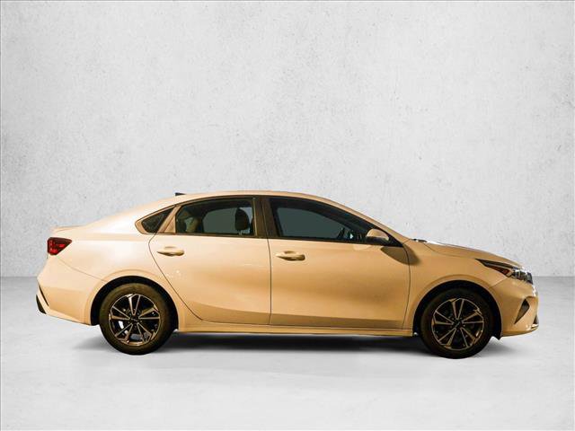 Used 2024 Kia Forte LXS w/ LXS Technology Package image 4