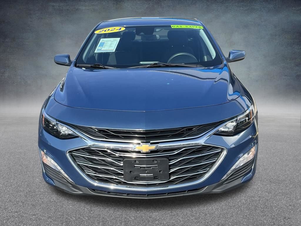 Used 2024 Chevrolet Malibu LT FWD image 3