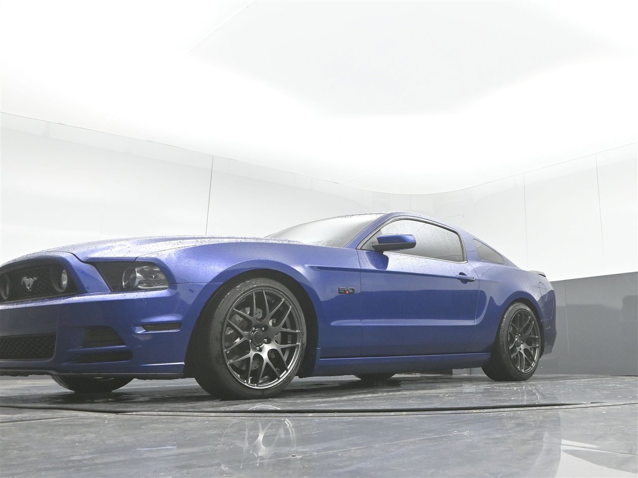 Used 2014 Ford Mustang GT Premium image 28