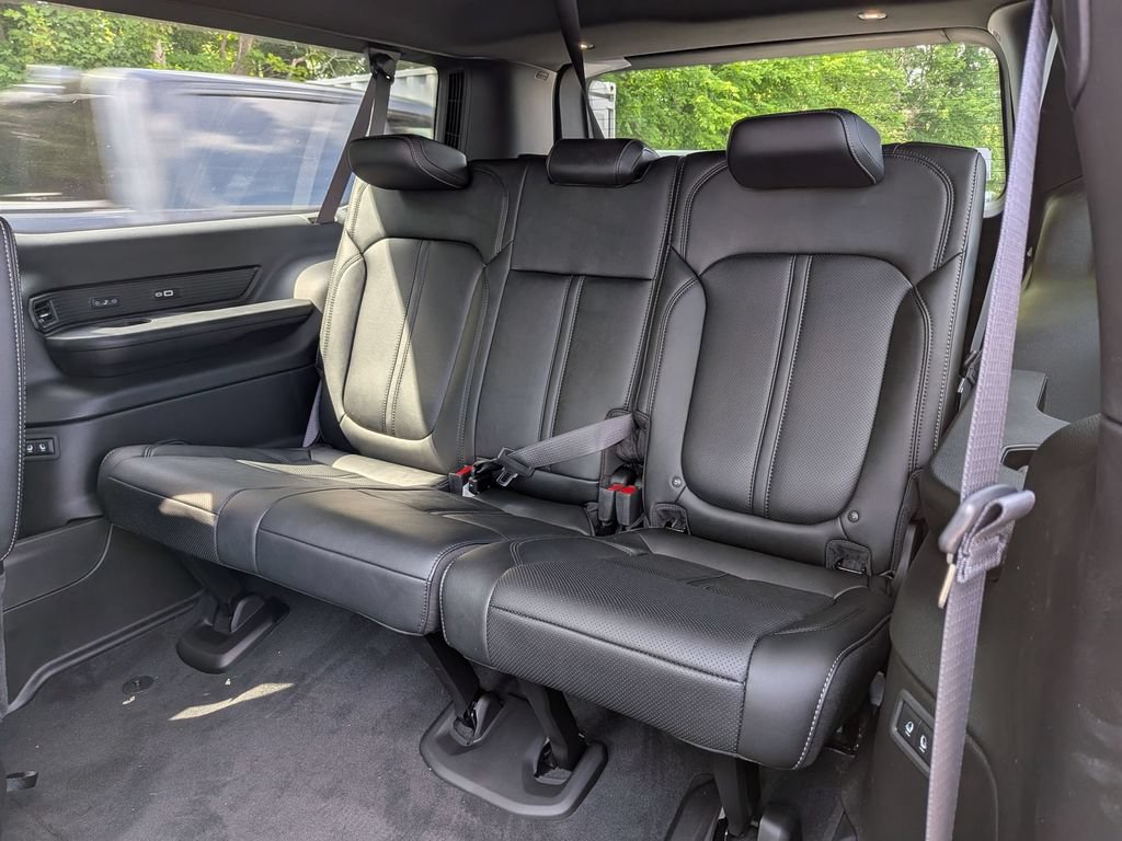 New 2026 Jeep Grand Wagoneer L Limited AWD/4WD image 28