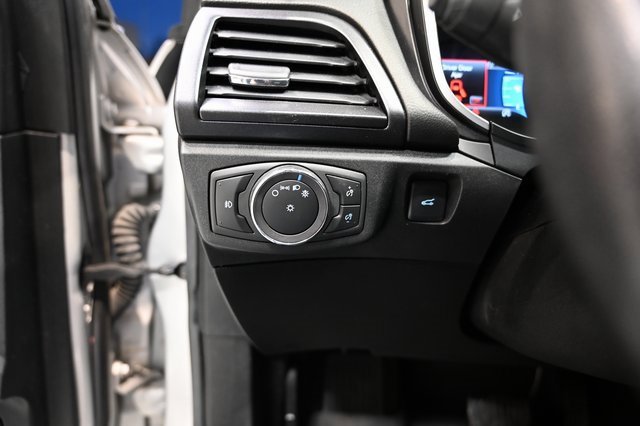 Used 2019 Ford Fusion Titanium image 25