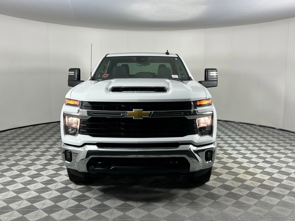 Used 2025 Chevrolet Silverado 3500 LT w/ Convenience Package image 11