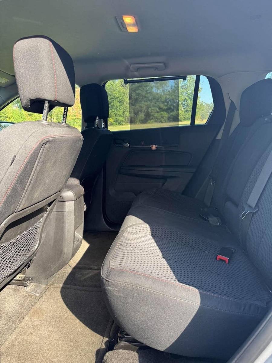 Used 2011 GMC Terrain SLE FWD image 12