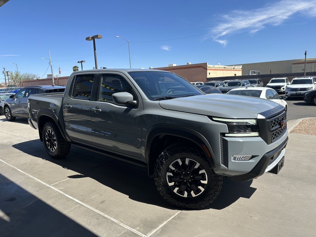 Used 2024 Nissan Frontier PRO-4X w/ Technology Package AWD/4WD image 6
