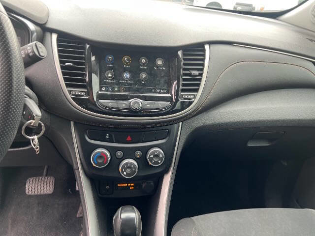 Used 2019 Chevrolet Trax LS w/ LPO, Protection Package FWD image 12