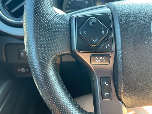 Used 2022 Toyota Tacoma TRD Sport w/ Technology Package AWD/4WD image 25