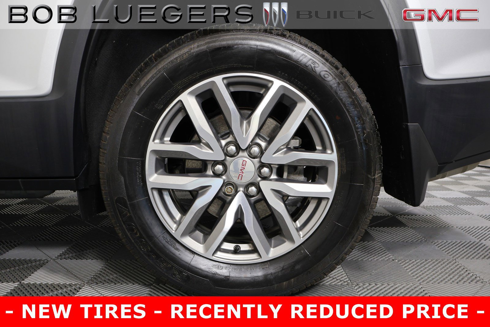 Used 2019 GMC Acadia SLE image 5