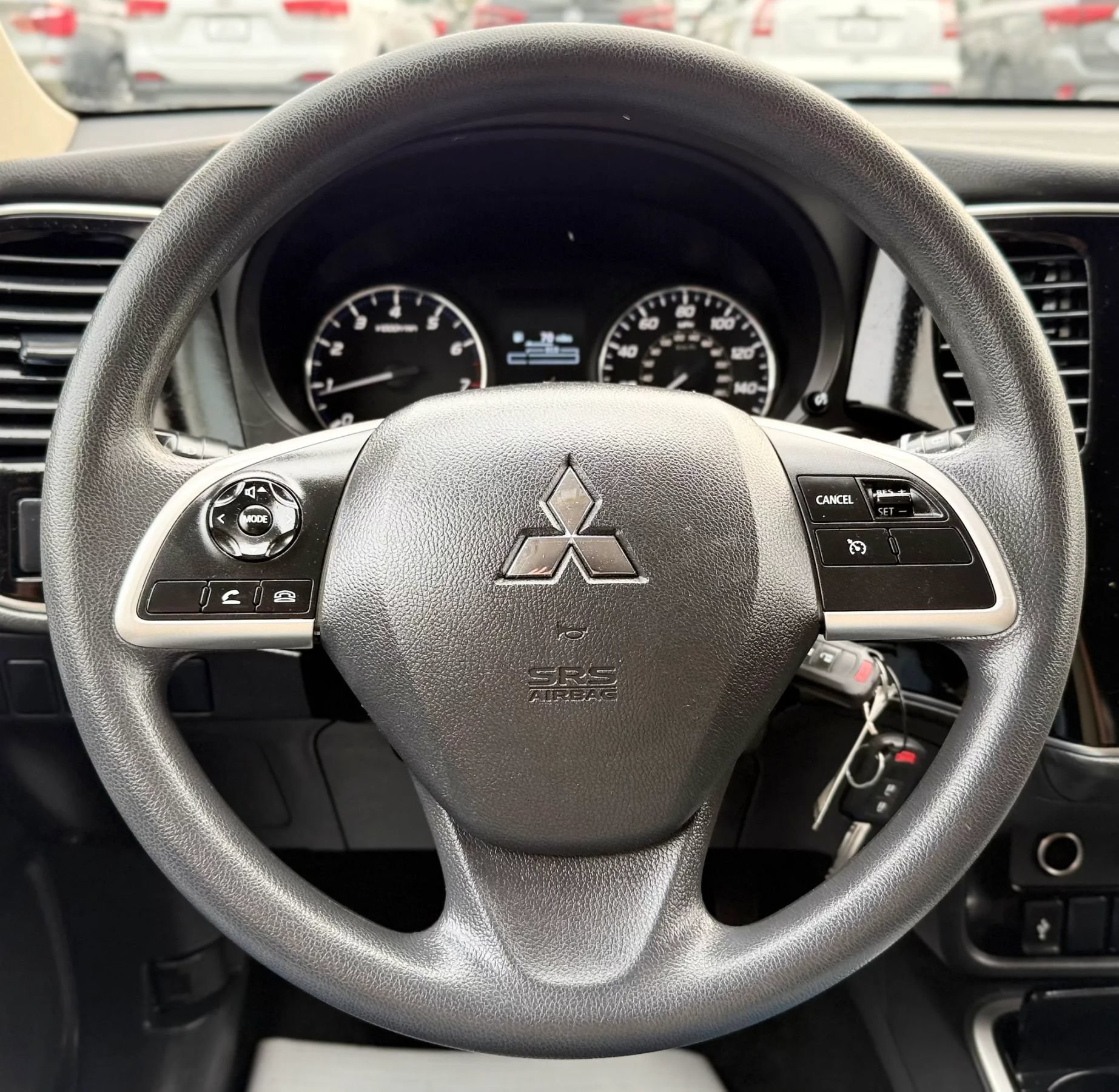 Used 2020 Mitsubishi Outlander ES FWD image 13