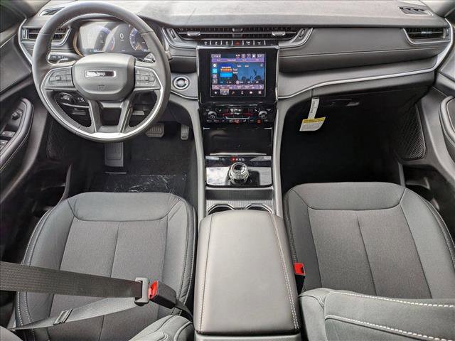 New 2025 Jeep Grand Cherokee Laredo X w/ Luxury Tech Group I image 15