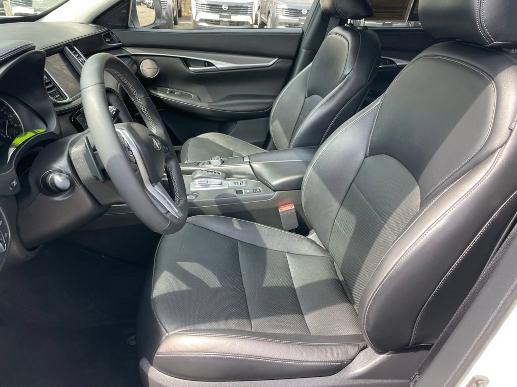 Used 2023 INFINITI QX50 Luxe AWD/4WD image 7