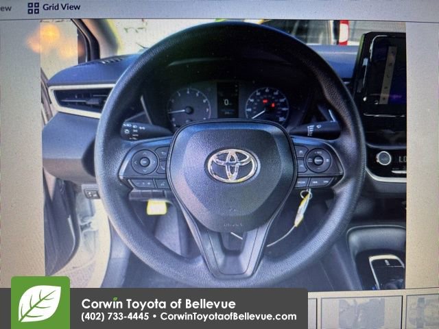 Used 2025 Toyota Corolla LE image 4