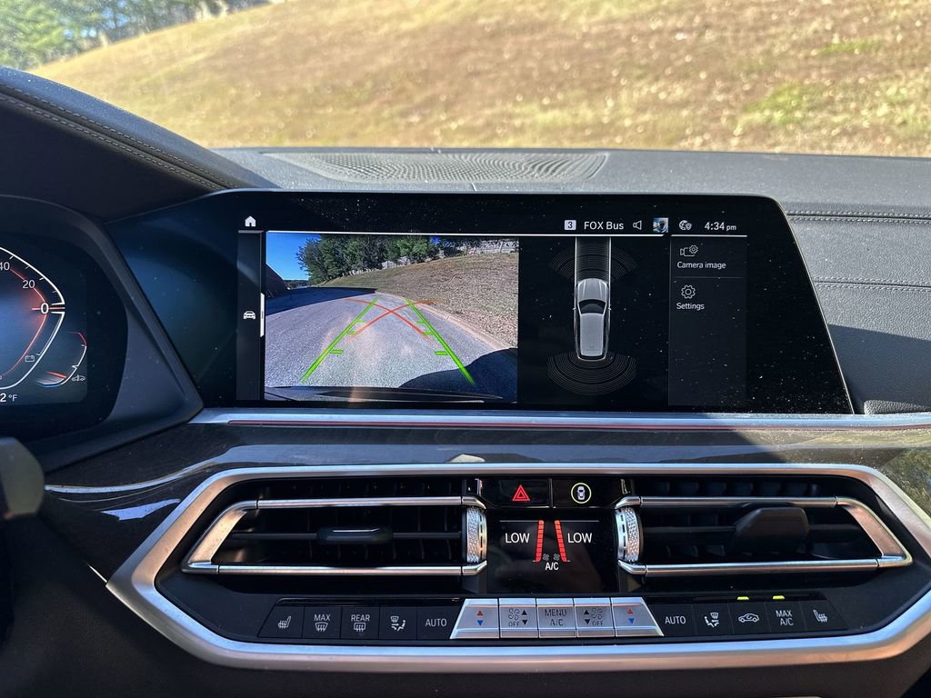 Used 2022 BMW X5 xDrive40i w/ Premium Package image 23