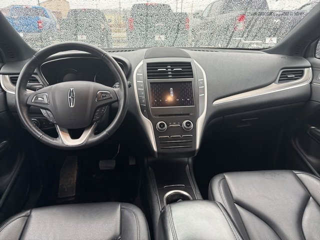 Used 2017 Lincoln MKC Premiere image 16