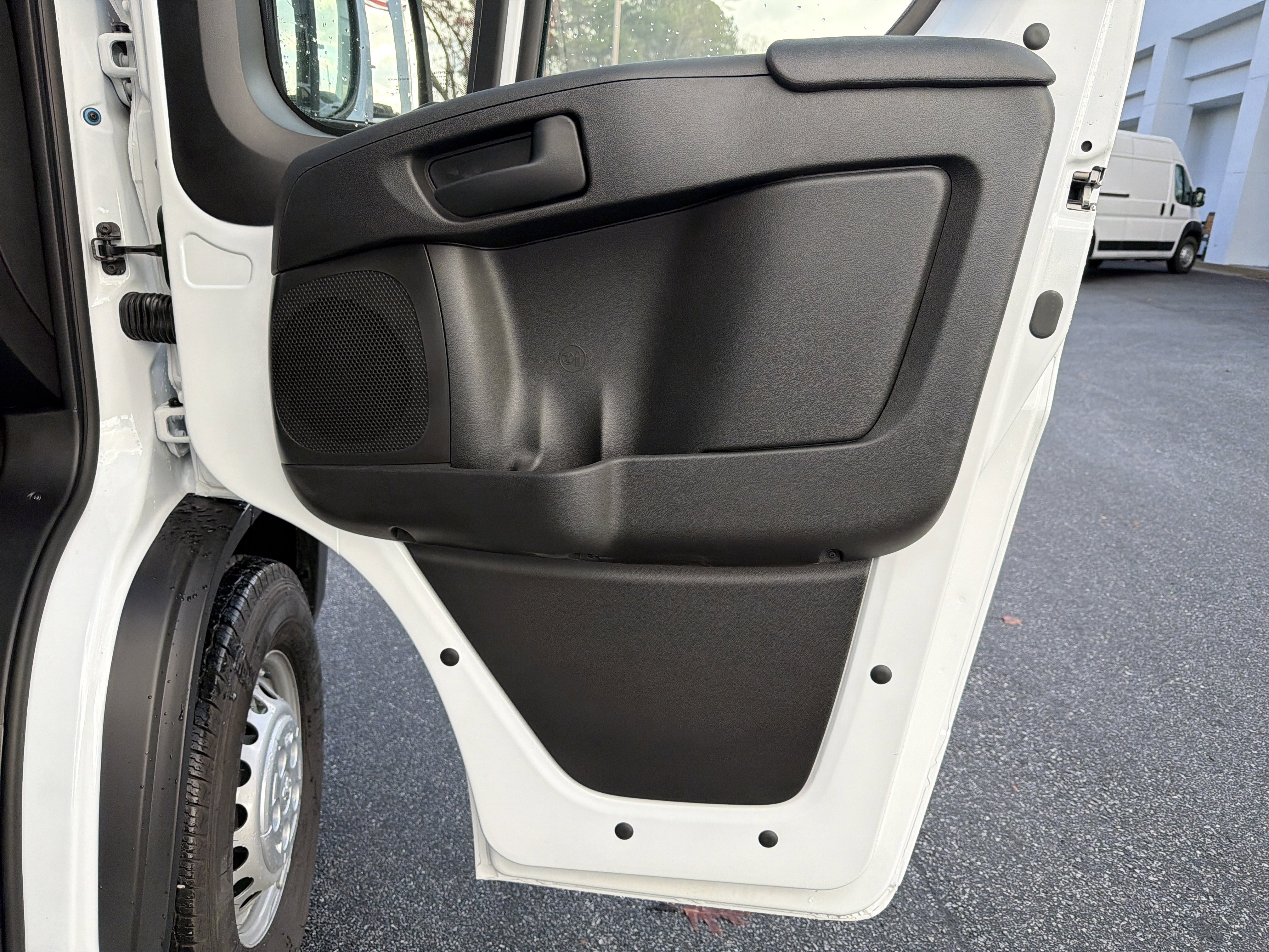 Used 2025 RAM ProMaster 2500 image 15
