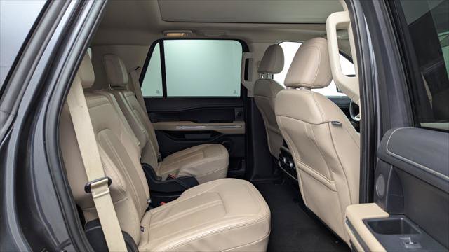 Used 2024 Ford Expedition Limited RWD image 18