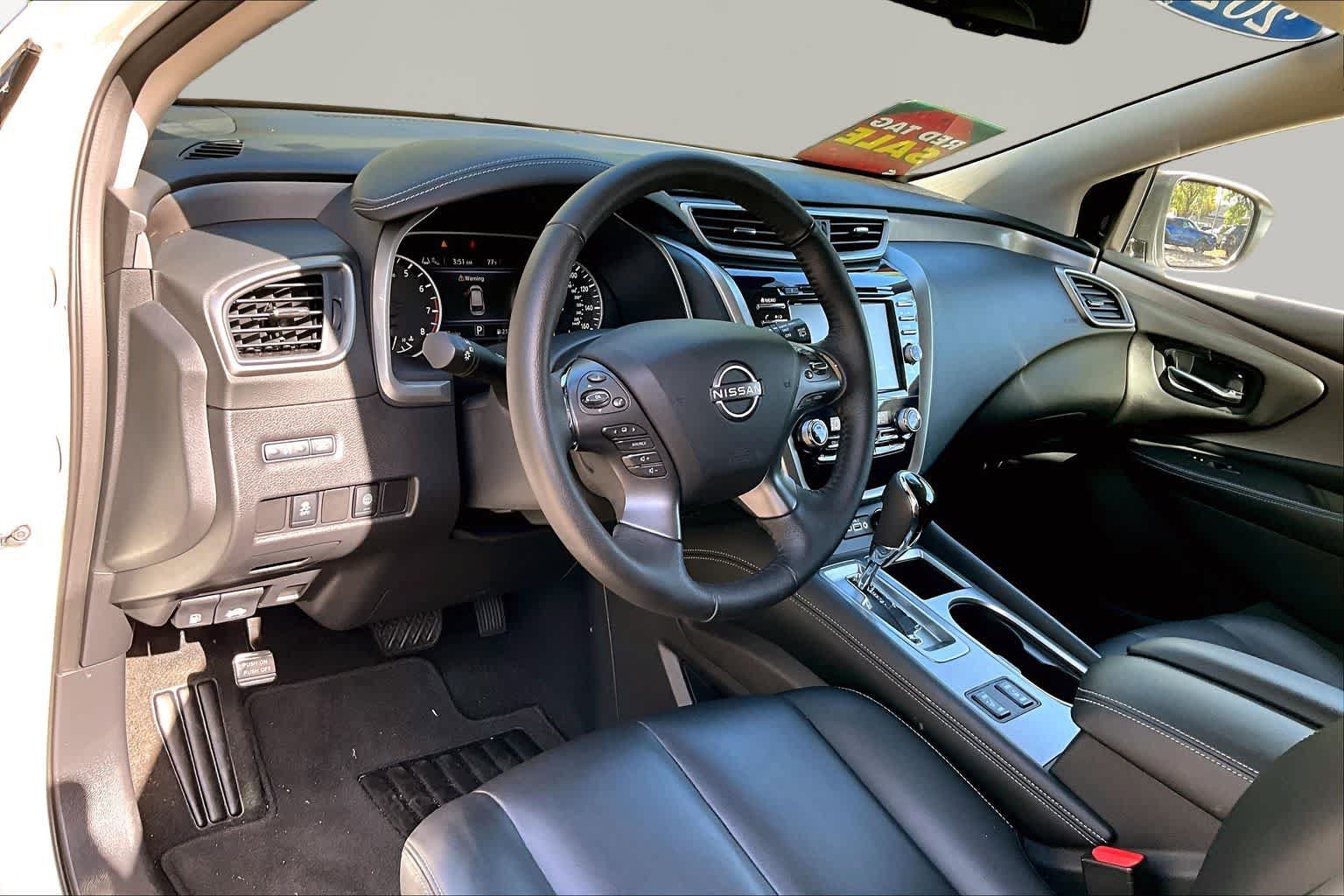 Used 2024 Nissan Murano SV w/ SV Midnight Edition Package FWD image 31