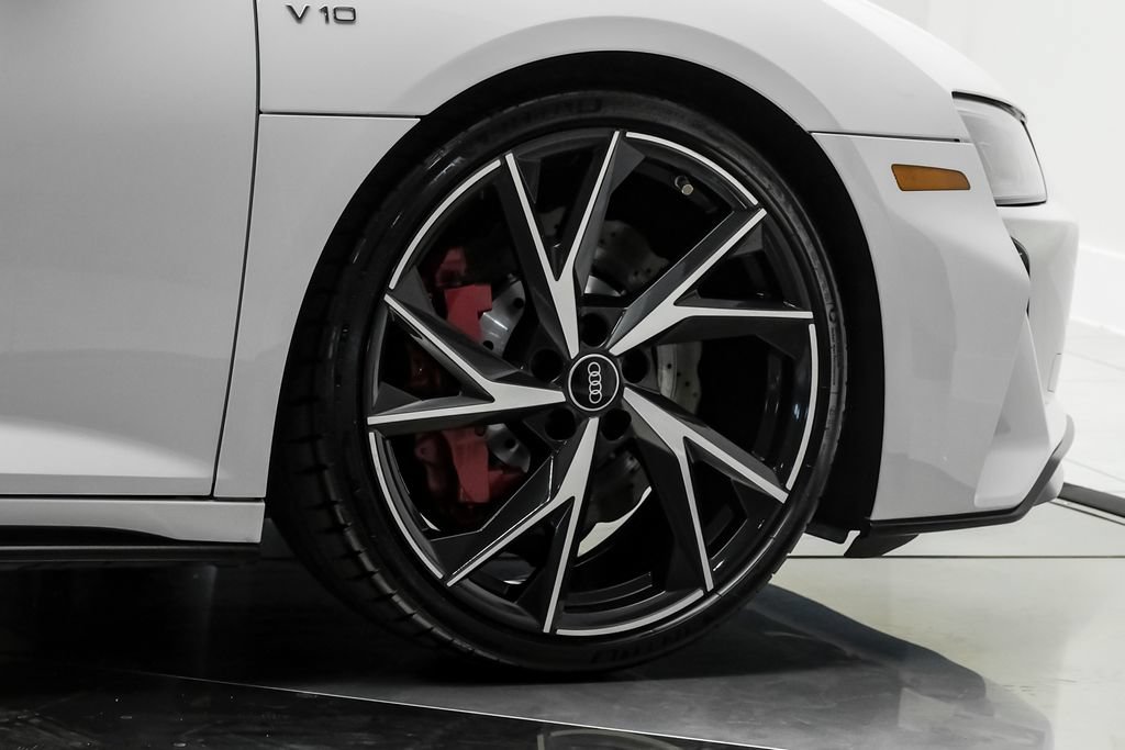 Used 2021 Audi R8 V10 RWD image 48